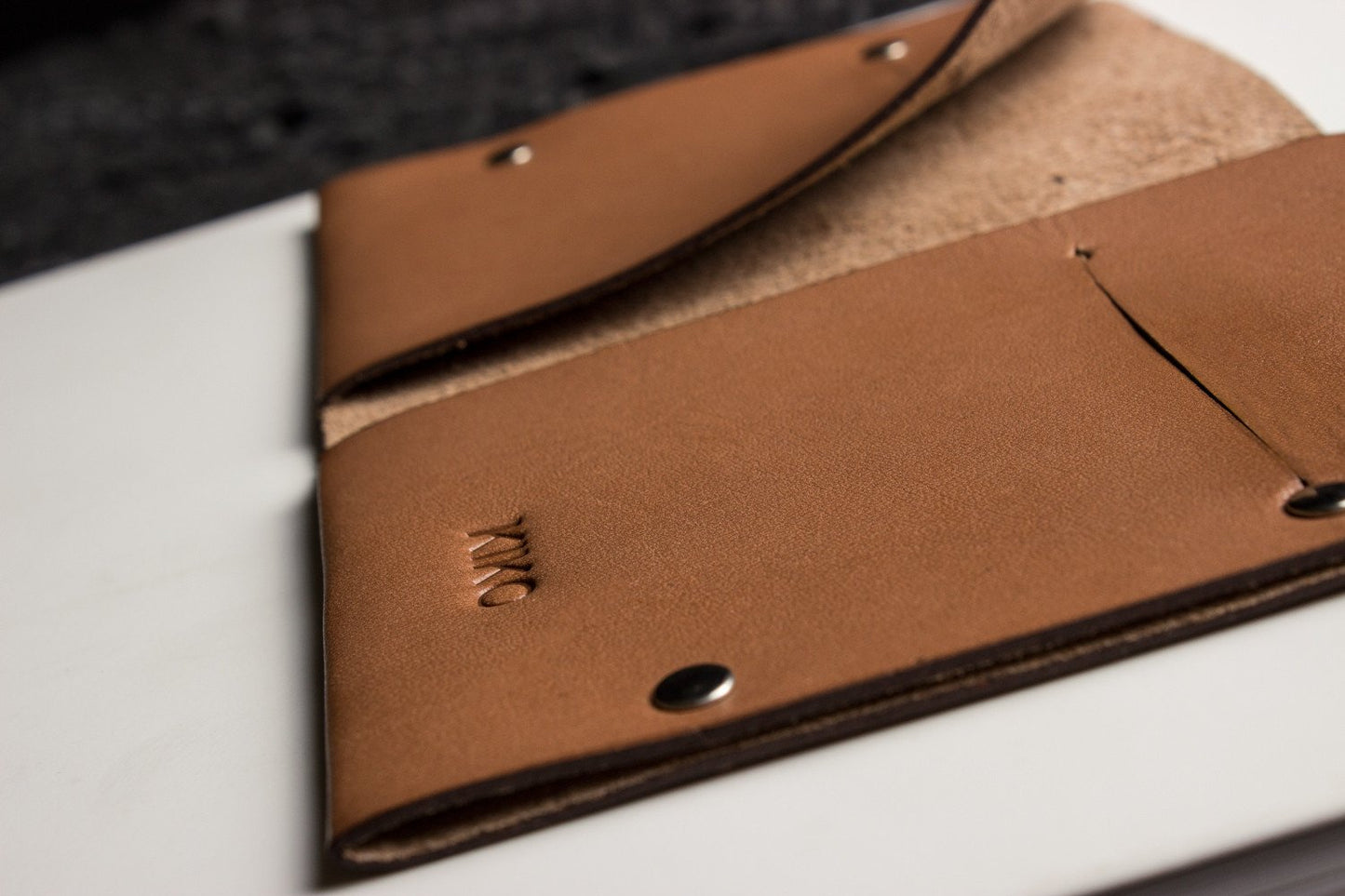 Unstitched Leather Twofold Wallet