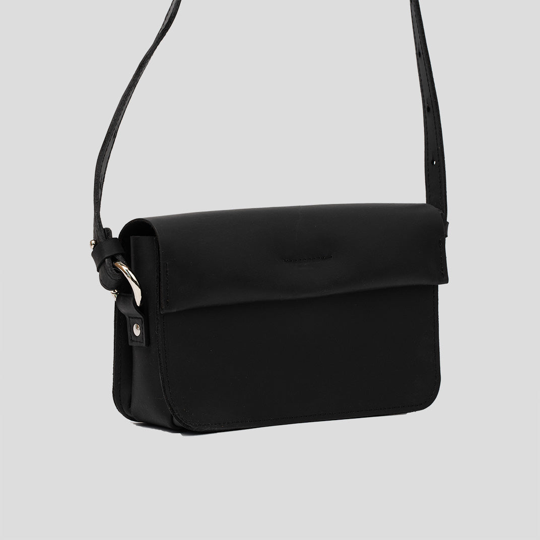 Classy Leather Shoulder Bag (Black)