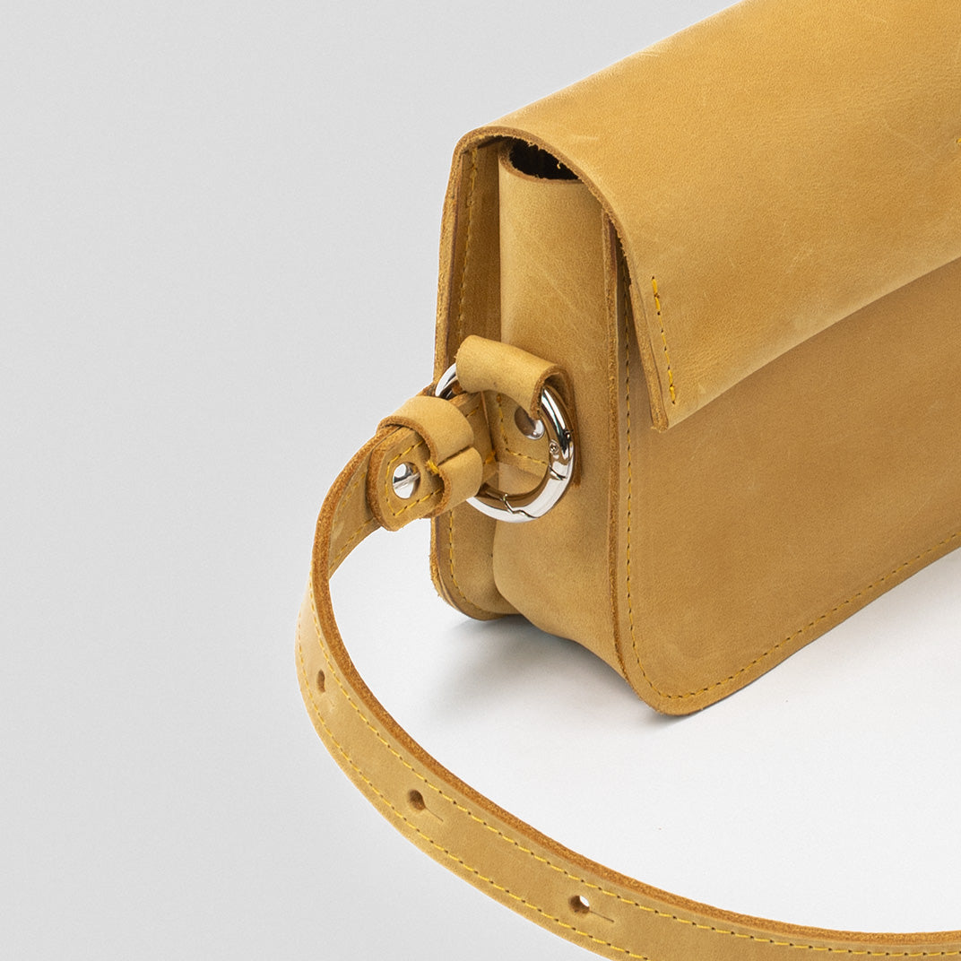 Classy Leather Shoulder Bag (Yellow)